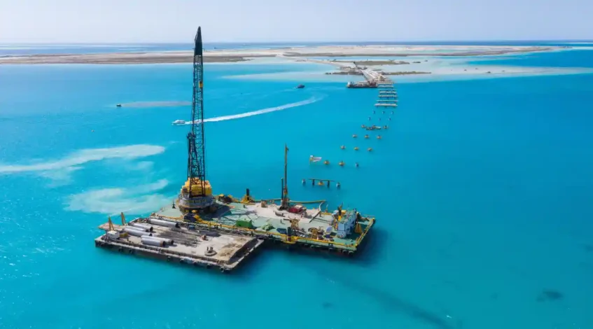 Cara Pemasangan Tiang Pancang di Laut